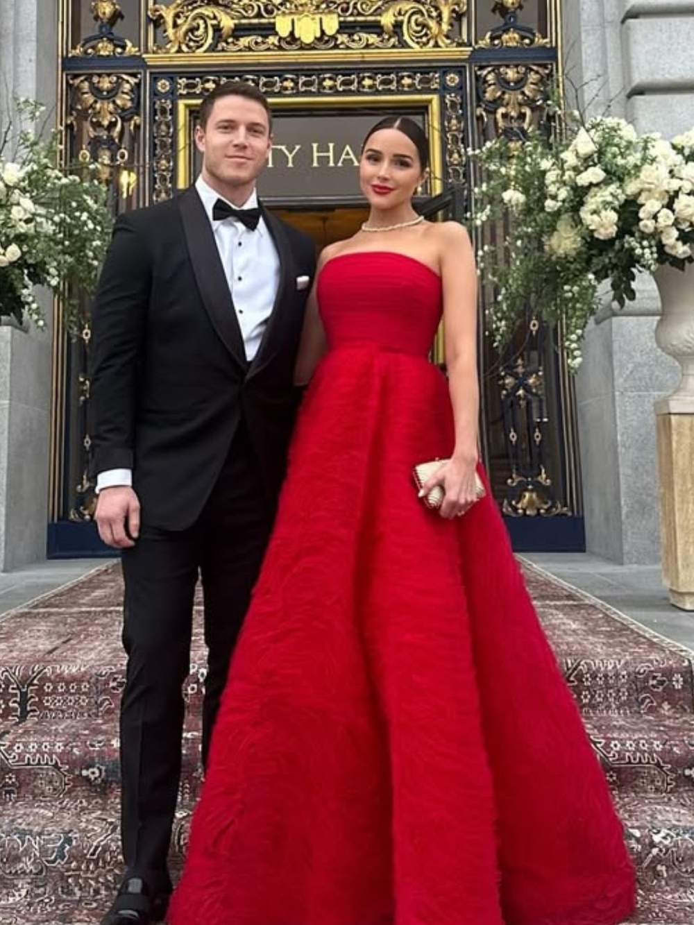 Rebecca Vallance Red Strapless Textured Ball Gown - Picture 4 of 7